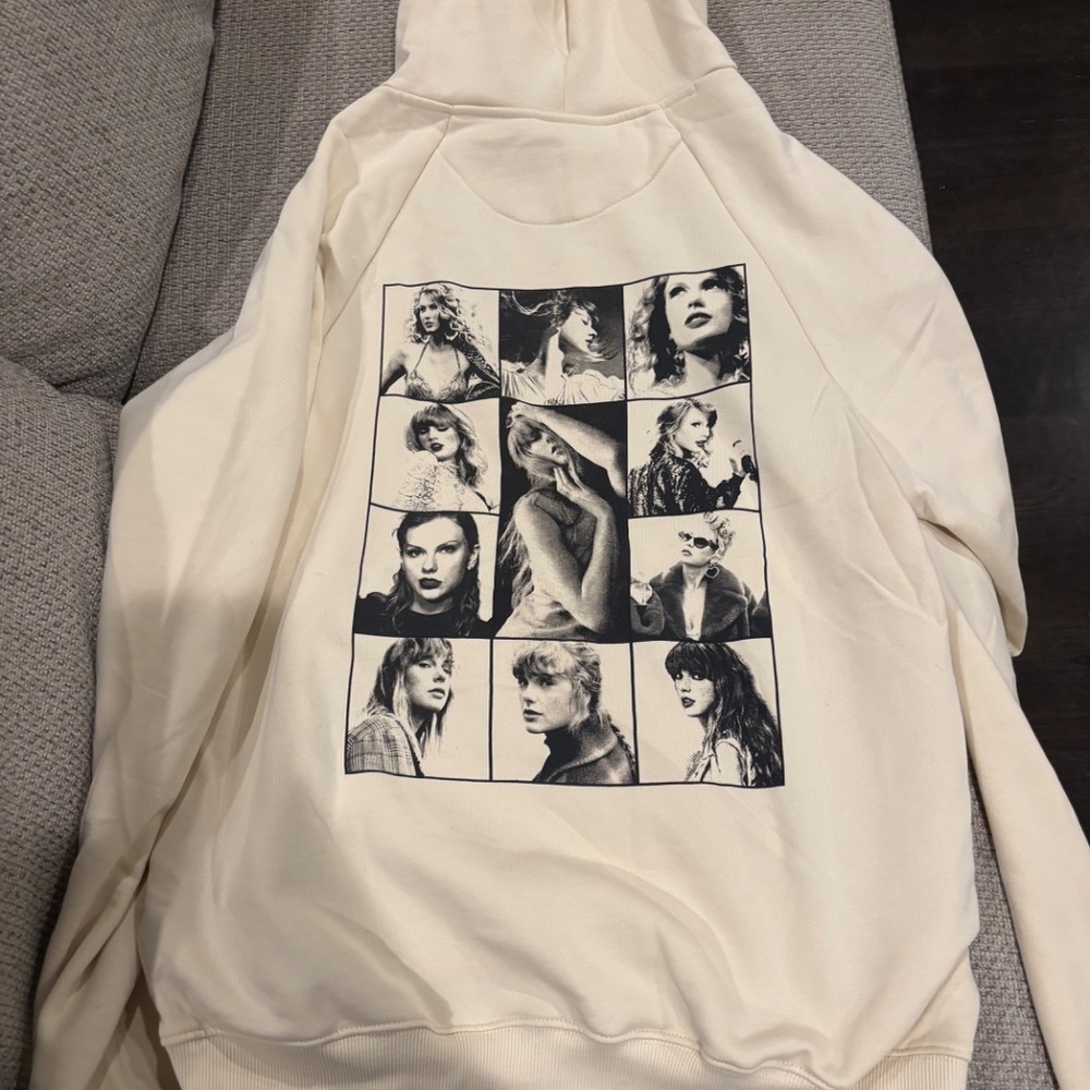 Taylor Swift Eras tour tan hoodie NWOT adult size medium